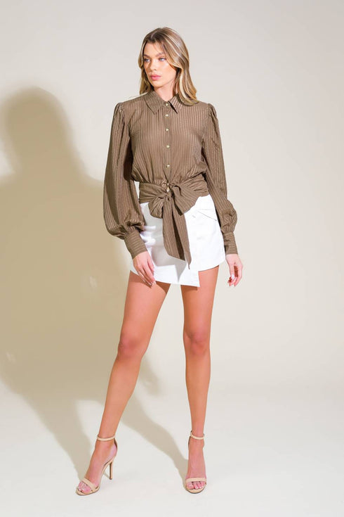 behind-the-grin-woven-top-1 Flying Tomato-Sophia's Style-5