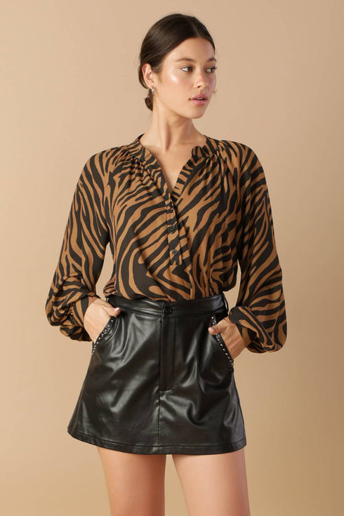 loving-myself-woven-top Flying Tomato-Sophia's Style-3