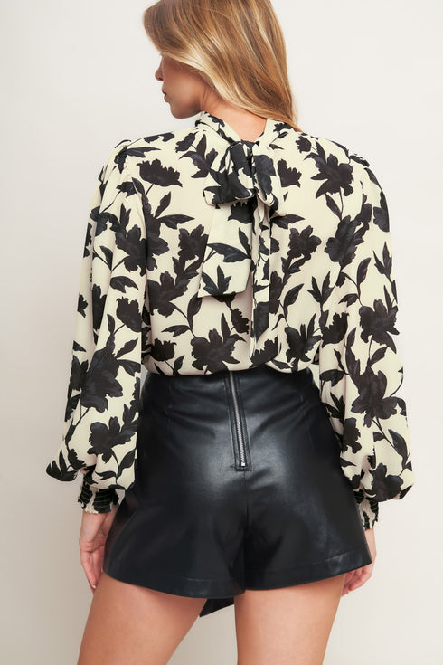 FREEDOM FLORAL STATEMENT WOVEN TOP