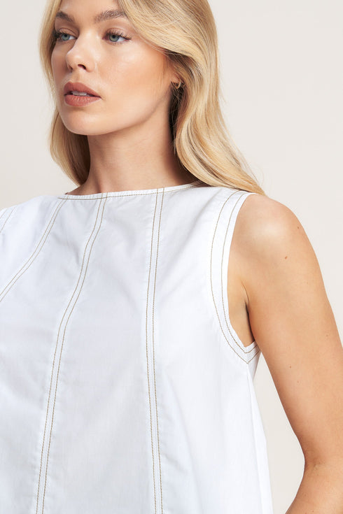 you-can-t-miss-woven-top-flying-tomato-Sophia's Style-6