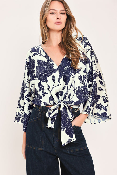white-magnolia-current-woven-top-sophias-style-5