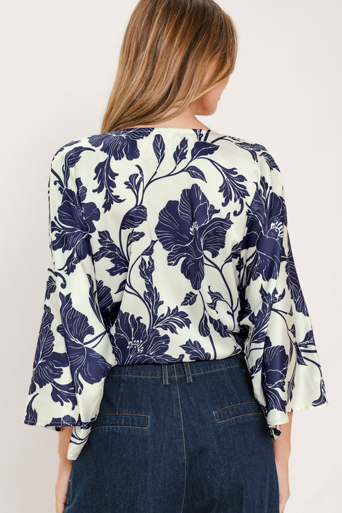 white-magnolia-current-woven-top-sophias-style-6