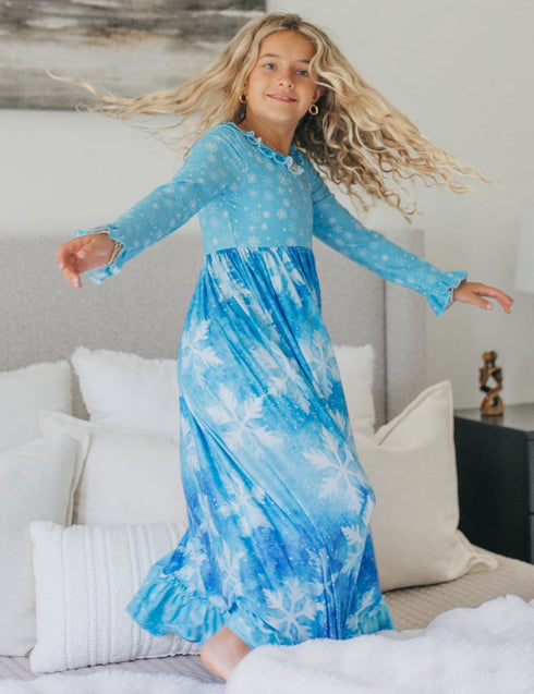 snowflake-ice-princess-lounge-gown-oopsie-daisy-sophias-style-6