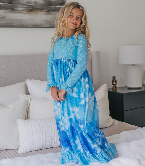 snowflake-ice-princess-lounge-gown-oopsie-daisy-sophias-style-7