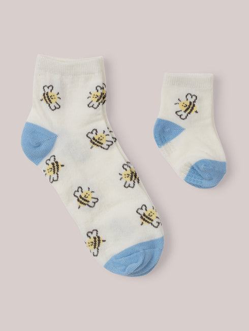 mama-me-matching-socks-set-love-bug- at Sophia's Style-2