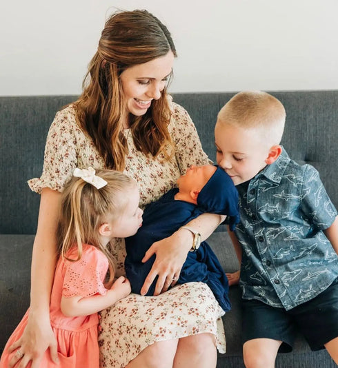 swaddle-blanket-and-hat-set-navy-blue-Sophia's Style-8