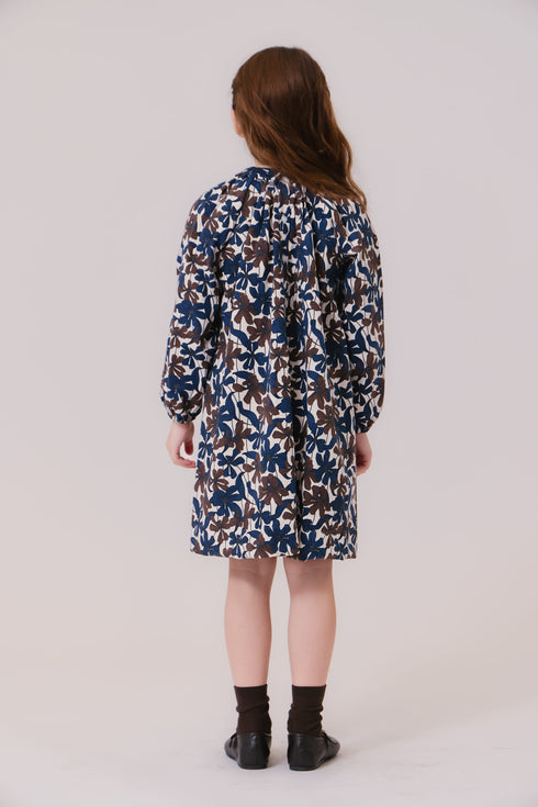 nola-floral-dress-chocolate-kipp-collection-sophias-style-3