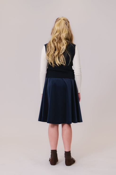 nola-velvet-skirt-kipp-collection-sophias-style-4