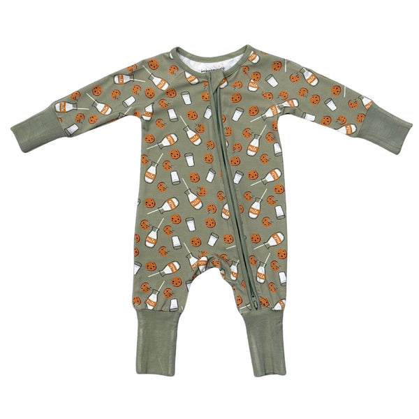 long-sleeve-zip-romper-in-cookies-n-milk-baby-sprouts-sophias-styleLong Sleeve Zip Romper-1