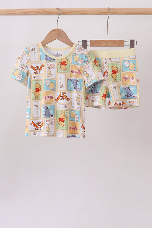 yellow-winnie-the-pooh-bamboo-pajama-set-sophias-styleSet-1