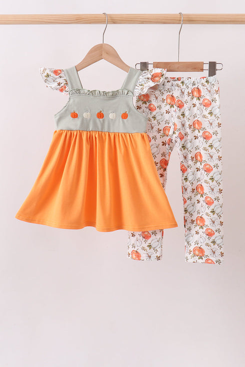 orange-pumpkin-embroidery-ruffle-pants-set-sophias-styleSet-1