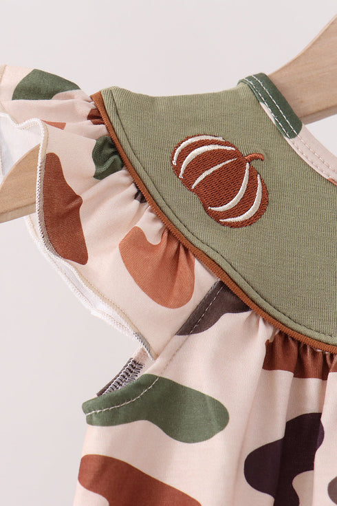 camouflage-pumpkin-embroidery-ruffle-bubble-sophias-style-4