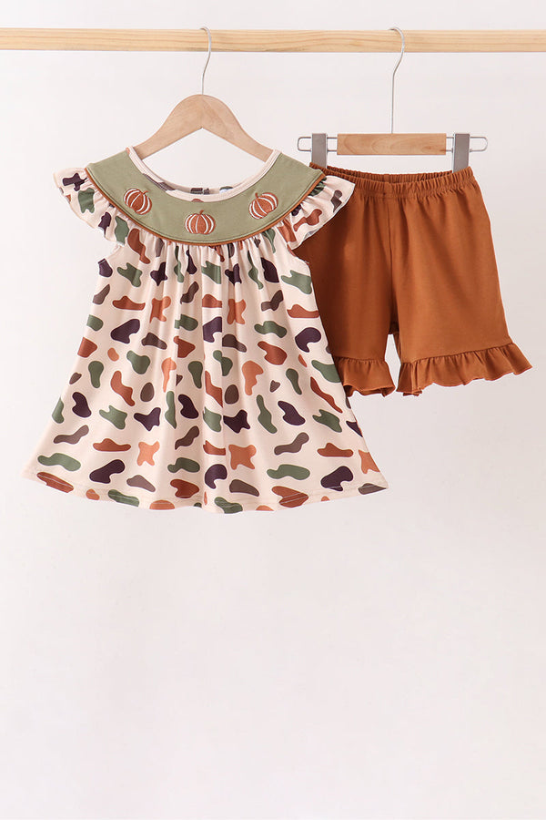 camouflage-pumpkin-embroidery-ruffle-shorts-set-sophias-styleSet-1