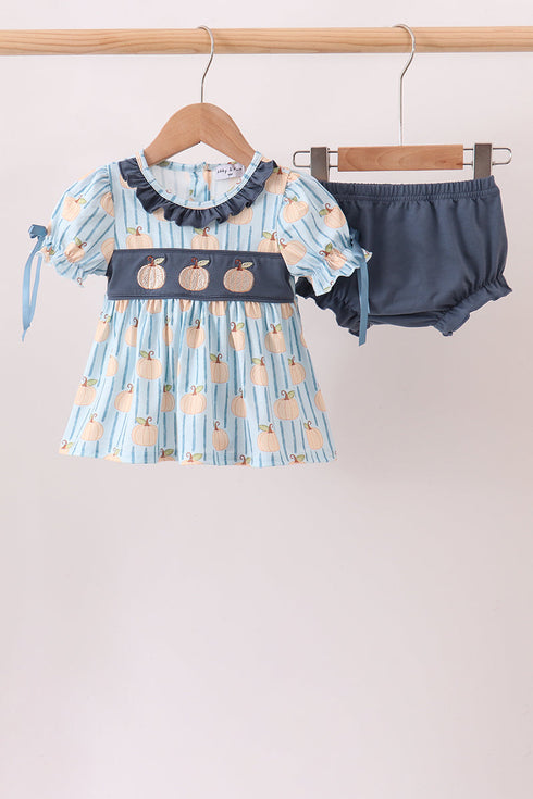 gray-pumpkin-ruffle-shorts-set-sophias-stylebaby-1