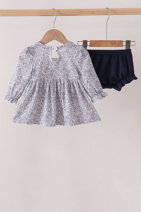 navy-floral-bow-smocked-bloomer-set-sophias-style-3