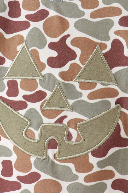camouflage-jack-o-lantern-applique-shorts-set-sophias-style-2
