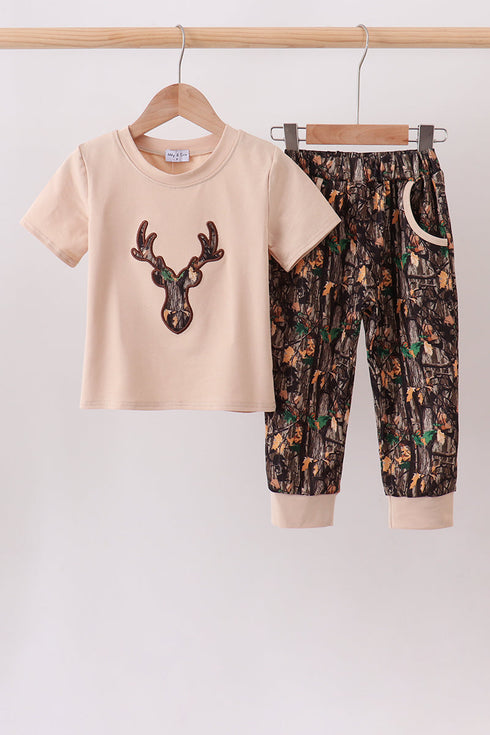 gray-deer-applique-pants-set-sophias-styleSet-1