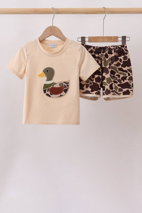 camouflage-duck-applique-shorts-set-sophias-styleSet-1