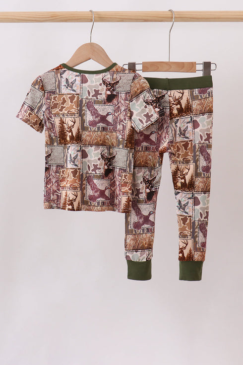 forest-hunting-bamboo-pajama-set-sophias-style-5
