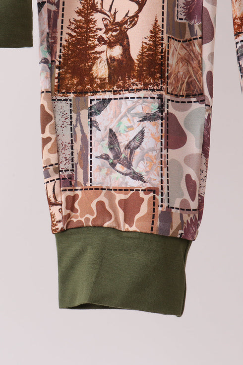 forest-hunting-bamboo-pocket-pajama-set-sophias-style-4