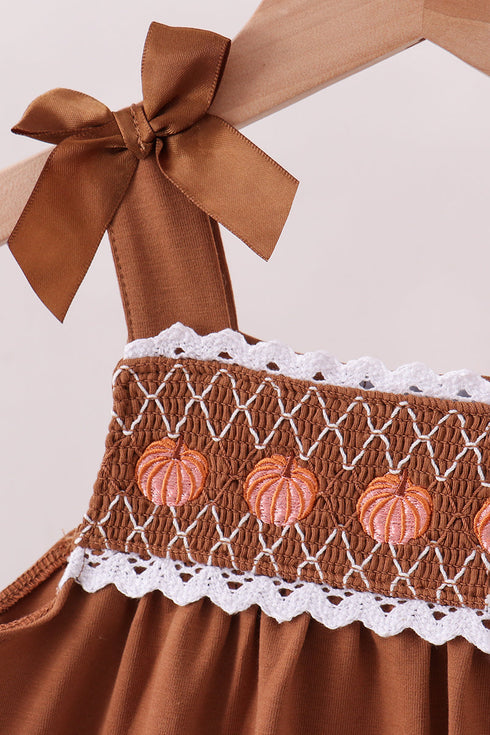 brown-pumpkin-smocked-lace-shorts-set-sophias-style-4