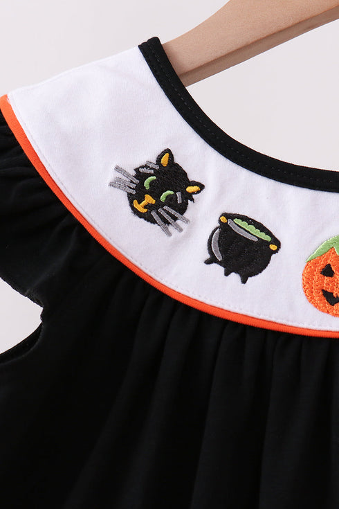 black-pumpkin-ghost-embroidery-pants-set-sophias-style-2