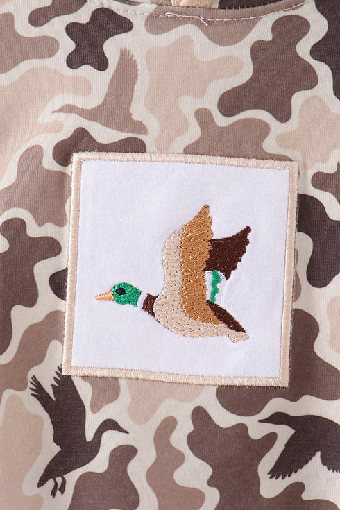 camouflage-duck-embroidery-hoodie-bubble-sophias-style-4