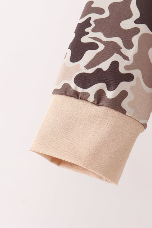 camouflage-duck-embroidery-jogger-set-sophias-style-2