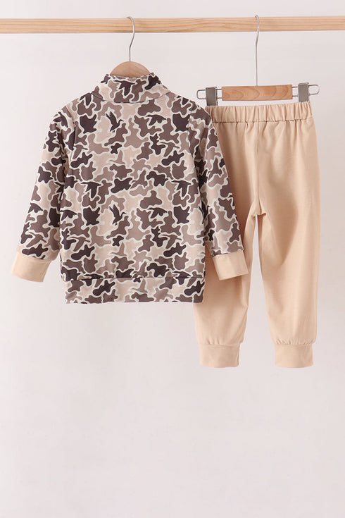 camouflage-duck-embroidery-jogger-set-sophias-style-4