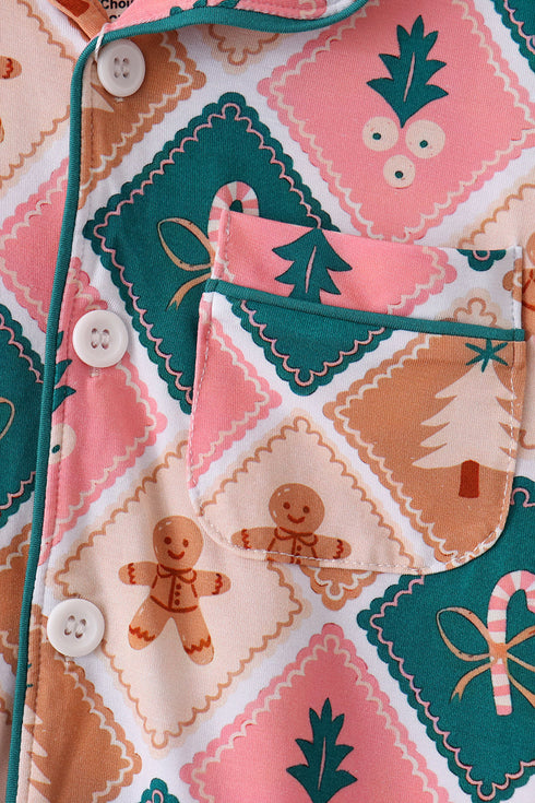 green-gingerbread-bamboo-mom-me-pajama-set-abby-evie-sophias-style-5