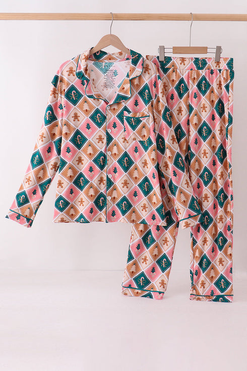 green-gingerbread-bamboo-mom-me-pajama-set-abby-evie-sophias-style-7