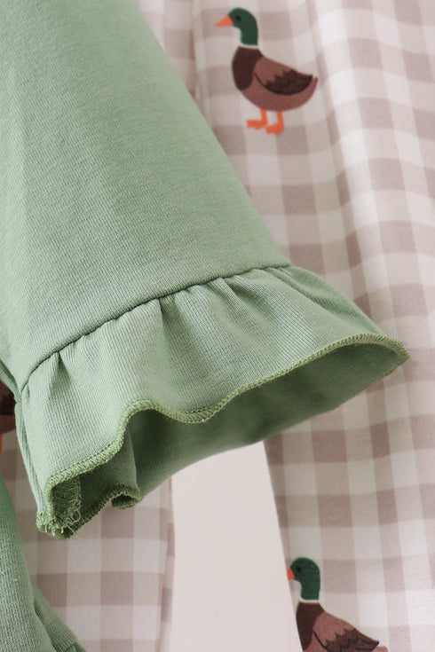 green-duck-guack-guack-embroidery-ruffle-pants-set-sophias-style-3