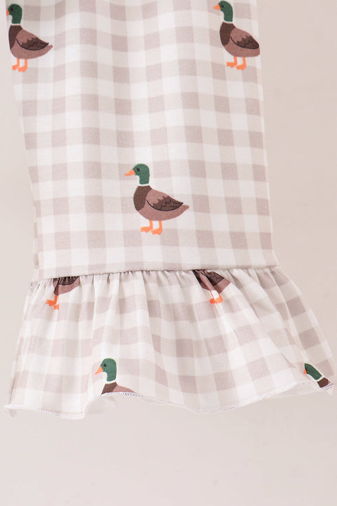 green-duck-guack-guack-embroidery-ruffle-pants-set-sophias-style-4