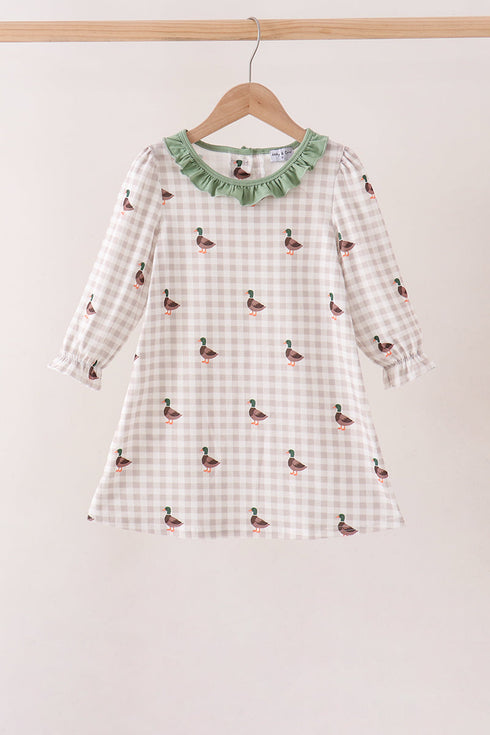 green-duck-embroidery-gingham-dress-sophias-styleDress-1