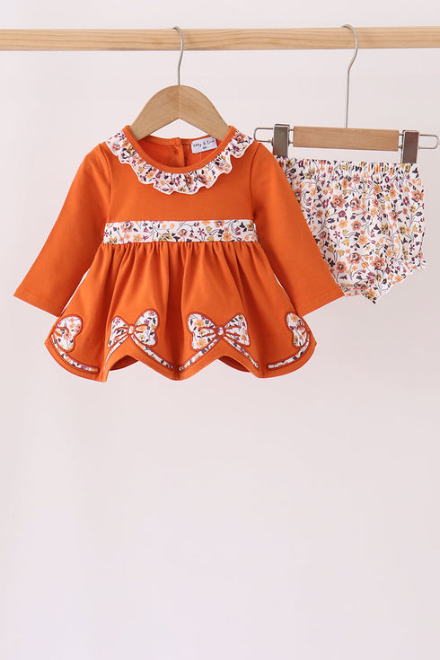 orange-floral-bow-ruffle-bloomer-set-sophias-stylebaby-1