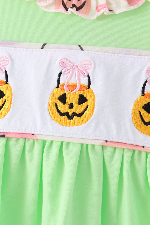 green-jack-o-lantern-embroidery-ruffle-pants-set-sophias-style-2