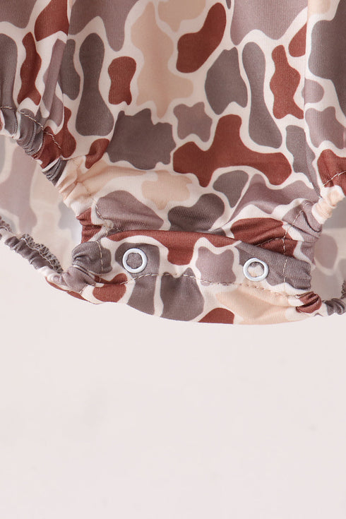 khaki-camoufalge-cross-deer-embroidery-bubble-sophias-style-4