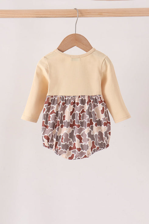 khaki-camoufalge-cross-deer-embroidery-bubble-sophias-style-5