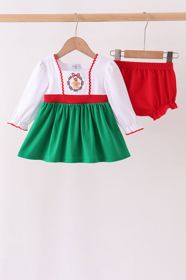 green-gingerbread-smocked-bloomer-set-abby-evie-sophias-stylebaby-1