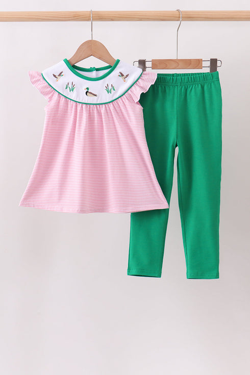 pink-stripe-duck-embroidery-ruffle-pants-set-sophias-styleSet-1