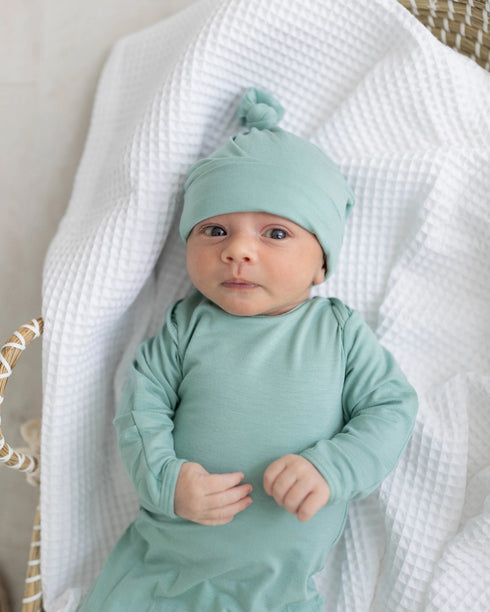 newborn-knotted-baby-gown-and-hat-set-crew-newborn-3-months-mint-navy-blue-pink-camel-brown-Sophia's Style-23