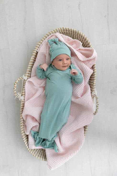 newborn-knotted-baby-gown-and-hat-set-crew-newborn-3-months-mint-navy-blue-pink-camel-brown-Sophia's Style-30