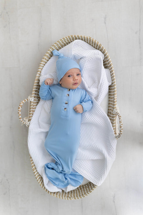 newborn-knotted-gown-hat-set-baby-blue-newborn-clothes-for-boys-Sophia's Style-7