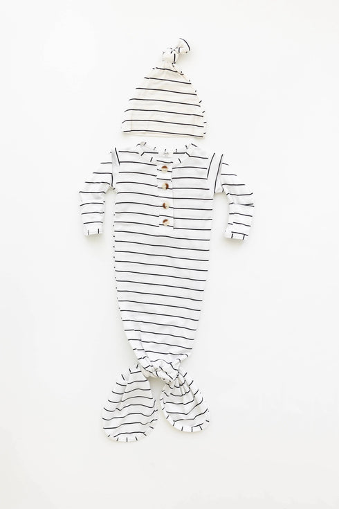 knotted-baby-gown-set-black-stripes-newborn-3-months-Sophia's Style-8