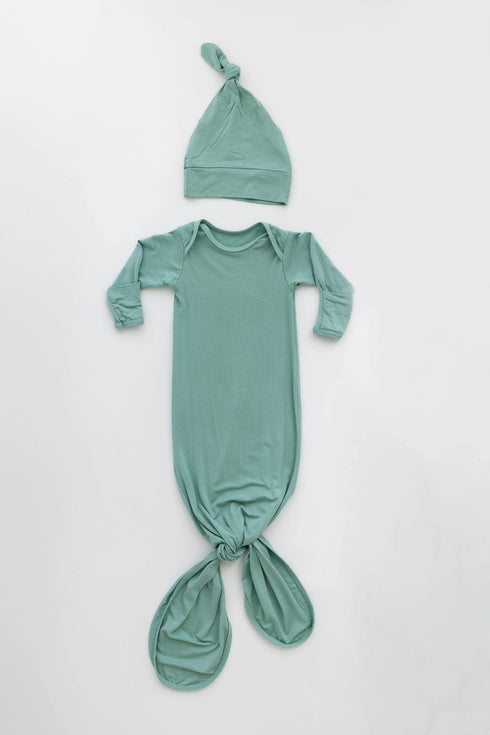 newborn-knotted-baby-gown-and-hat-set-crew-newborn-3-months-mint-navy-blue-pink-camel-brown-Sophia's Style-16
