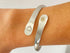 engraved-mother-daughter-bracelets-engraved-love-between-mother-and-daughter-knows-no-distance-bracelet-Sophia's Style-4