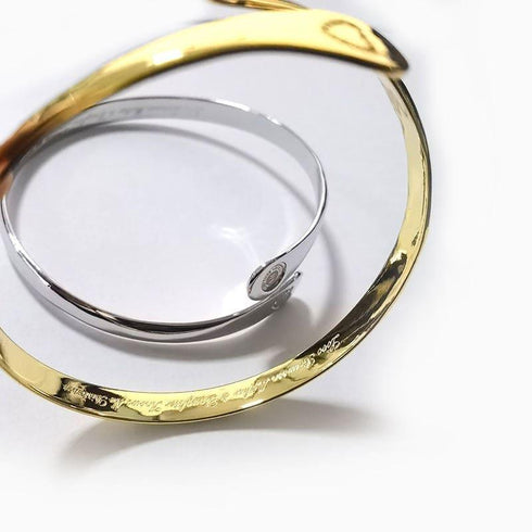 engraved-mother-daughter-bracelets-engraved-love-between-mother-and-daughter-knows-no-distance-bracelet-Sophia's Style-11