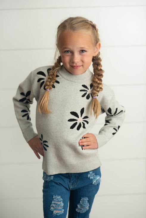 gray-flower-sweater-oopsie-daisy-sophias-style-4