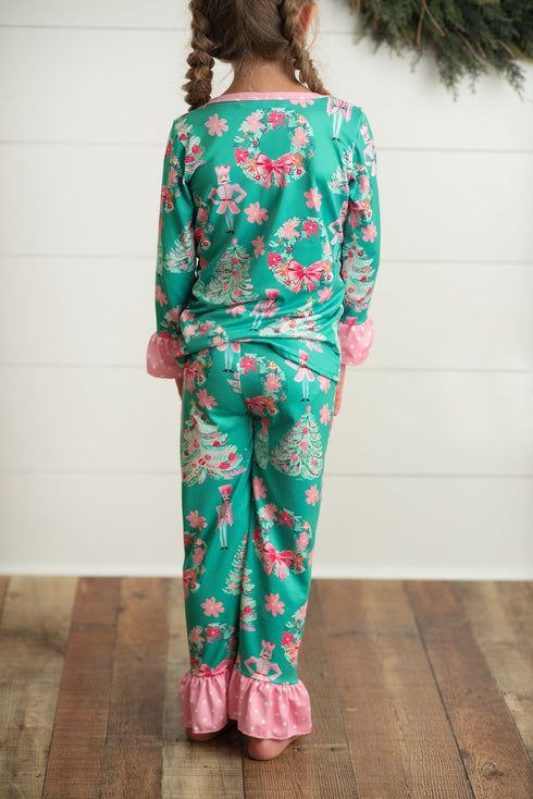 nutcracker-lounge-set-adorable-sweetness-sophias-style-4