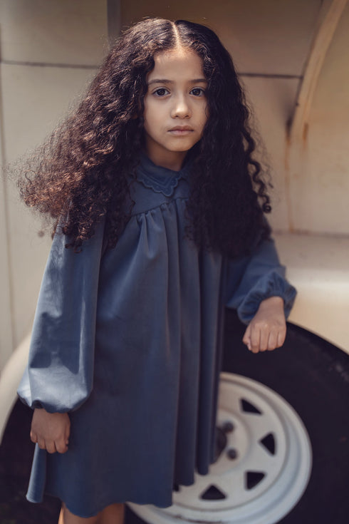 nola-velvet-dress-blue-kipp-collection-sophias-style-5
